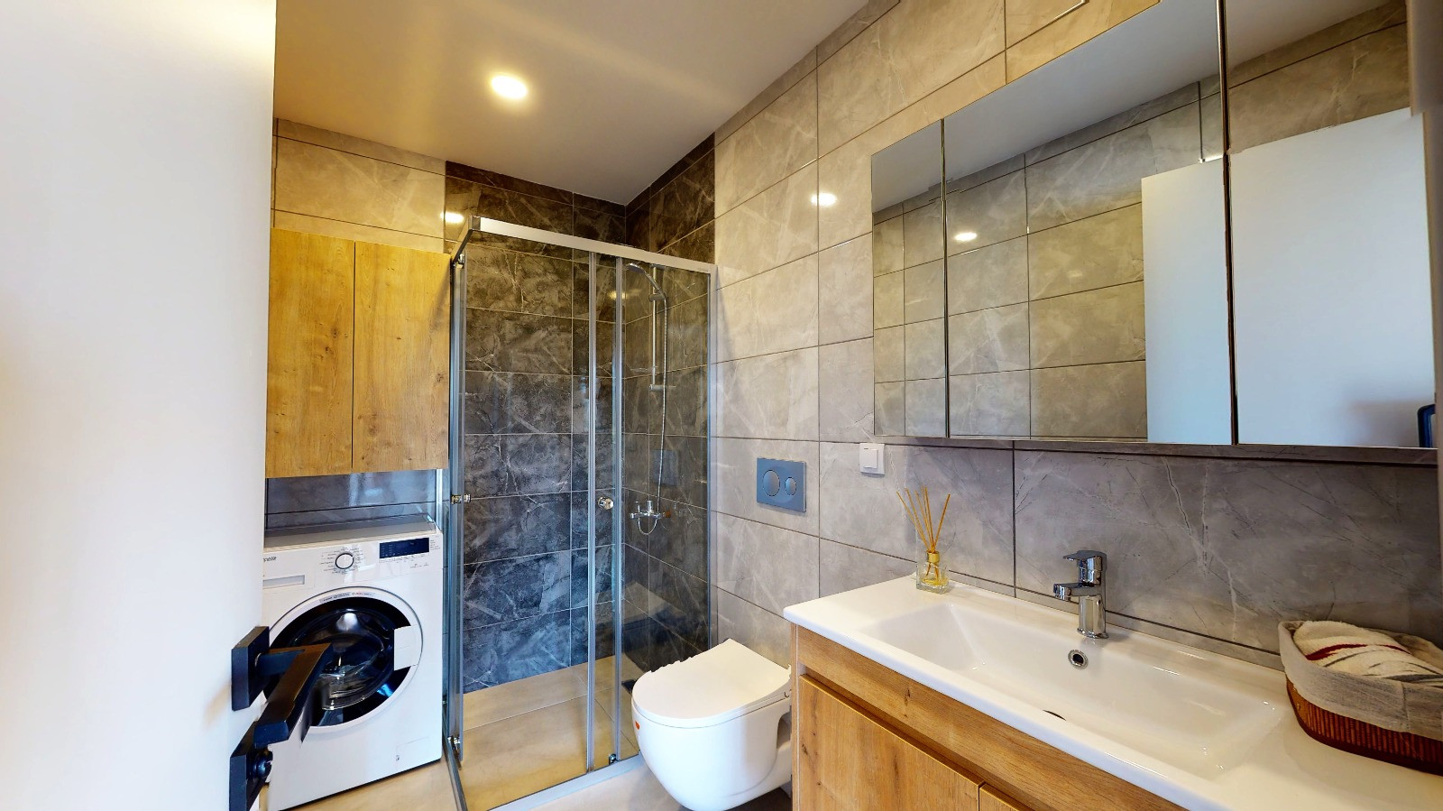 MB Azure Resort 2+1 Bahçe Katı – banyo ve duşakabin