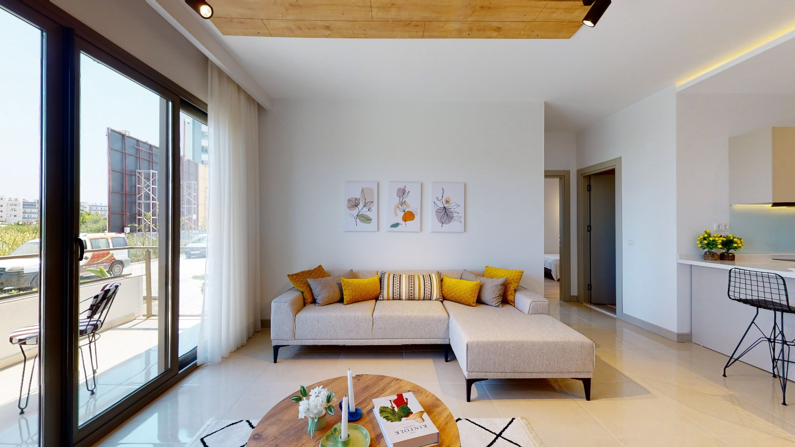 MB Azure Resort 2+1 Bahçe Katı – balkon kapılı salon
