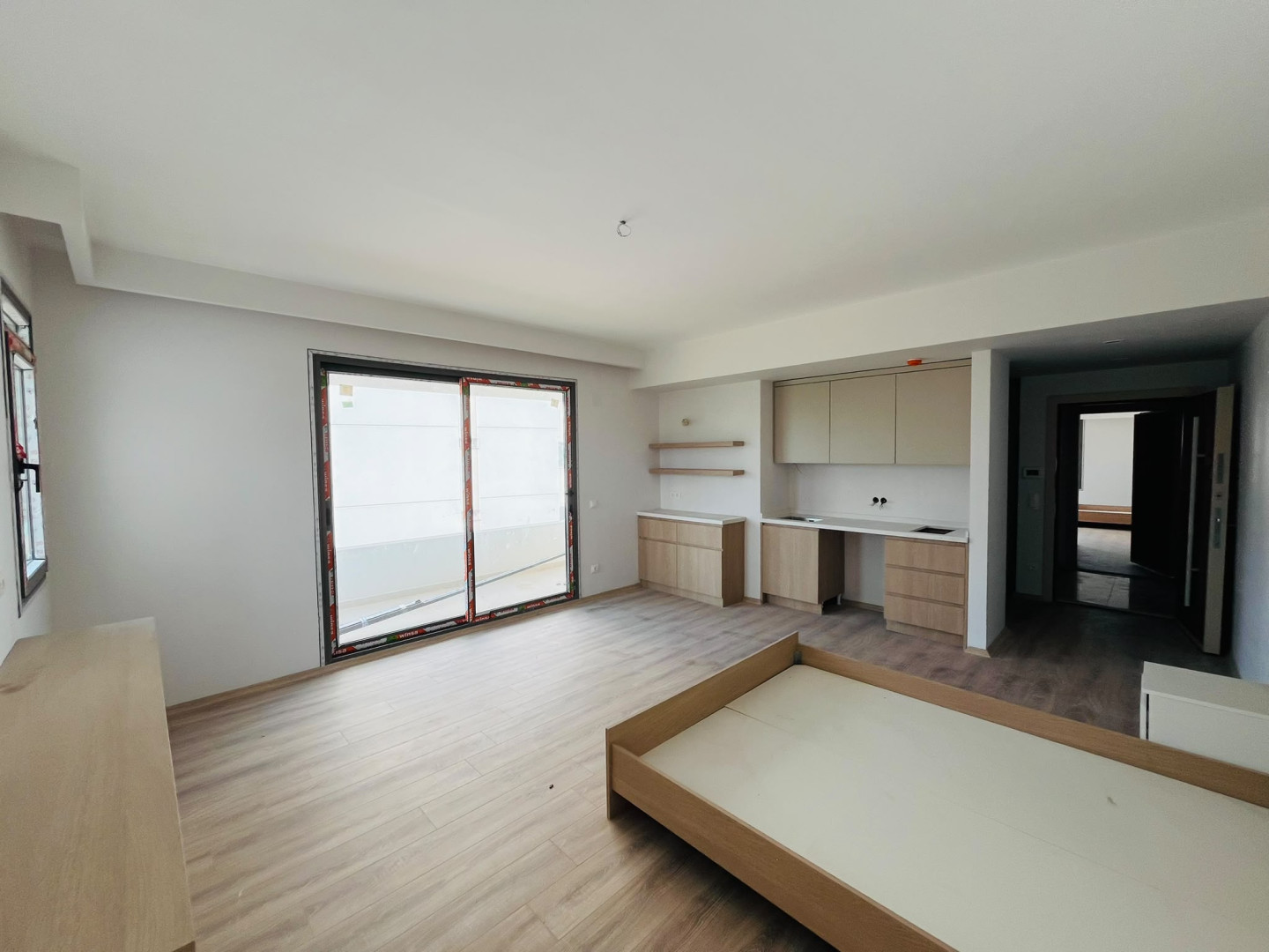 MB Azure Resort A Blok 1+0 stüdyo dairenin mutfak ve oturma alanı