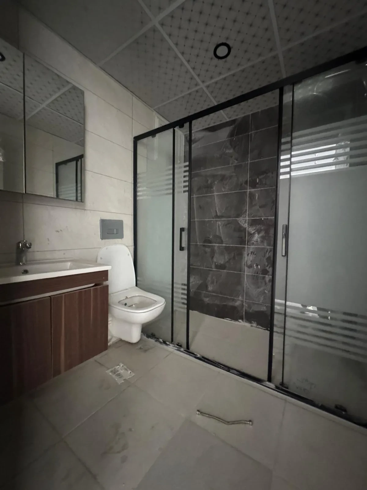 MNZ Mersina Lüx 1+1 daire banyo