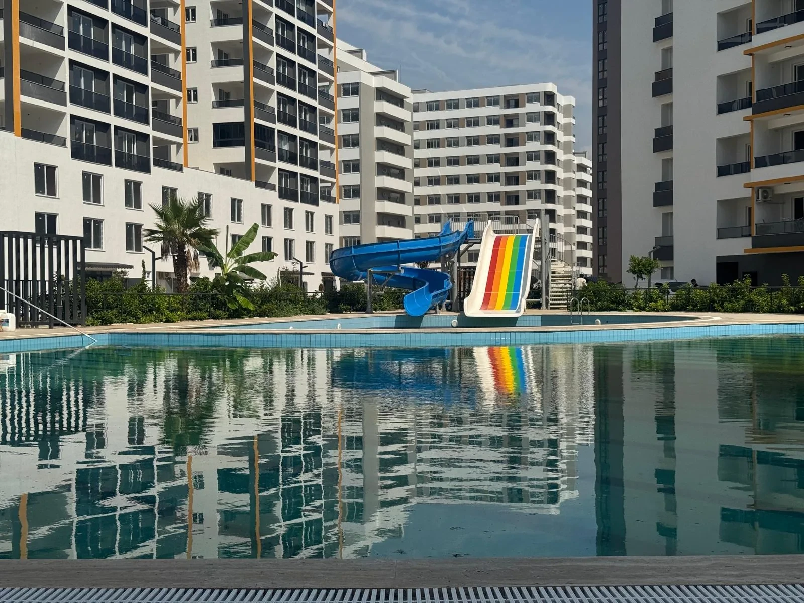 MNZ Mersina Lüx havuz ve aquapark